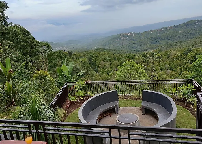Gasthof Adila Warung And Munduk